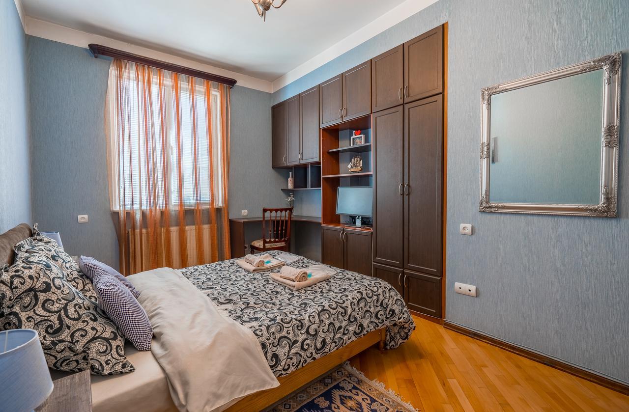 Alpha Tbilisi Hotel Екстериор снимка