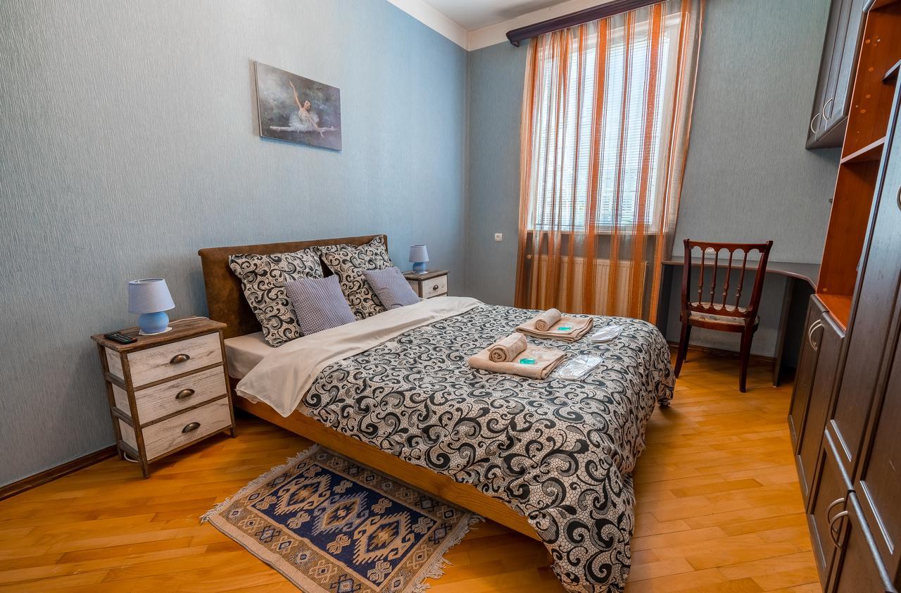 Alpha Tbilisi Hotel Екстериор снимка
