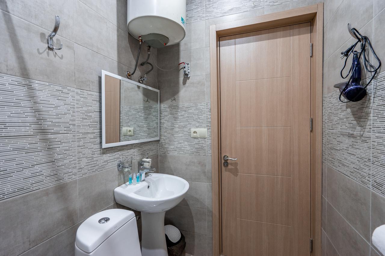 Alpha Tbilisi Hotel Екстериор снимка