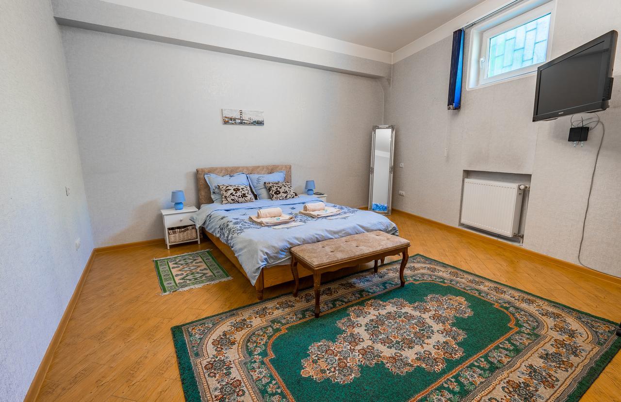 Alpha Tbilisi Hotel Екстериор снимка
