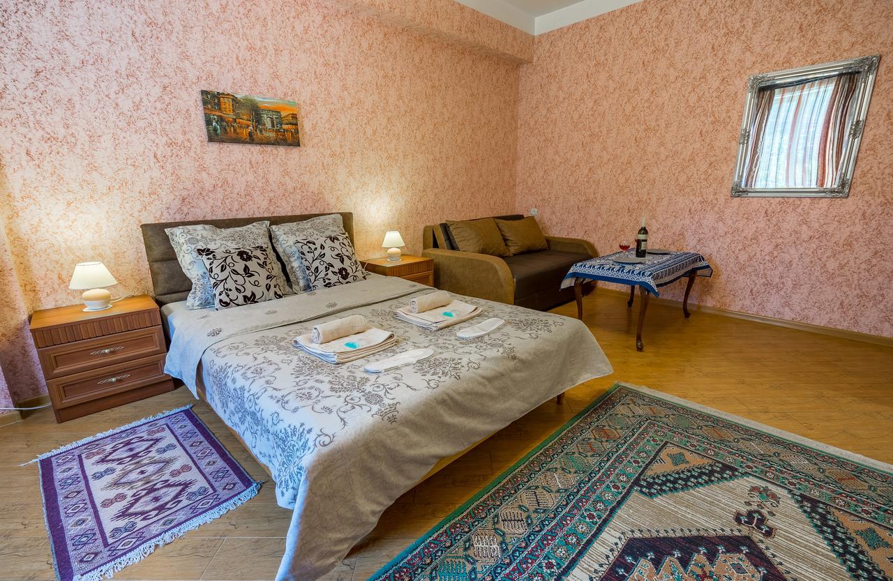 Alpha Tbilisi Hotel Екстериор снимка