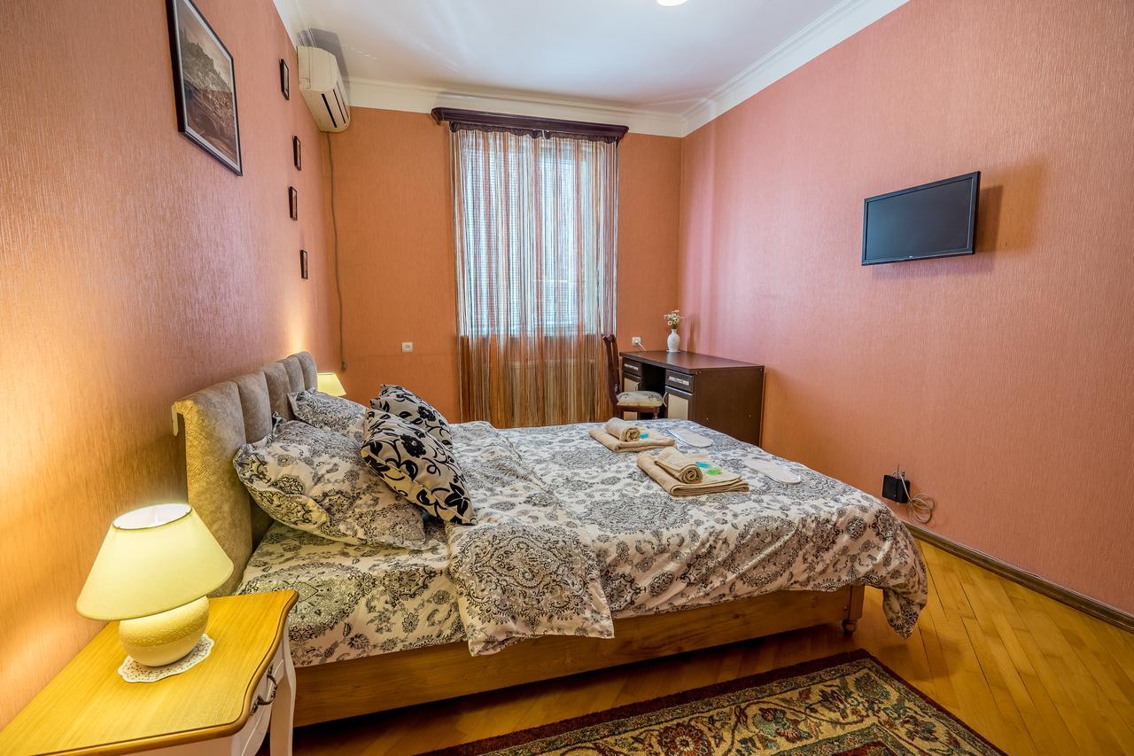 Alpha Tbilisi Hotel Екстериор снимка