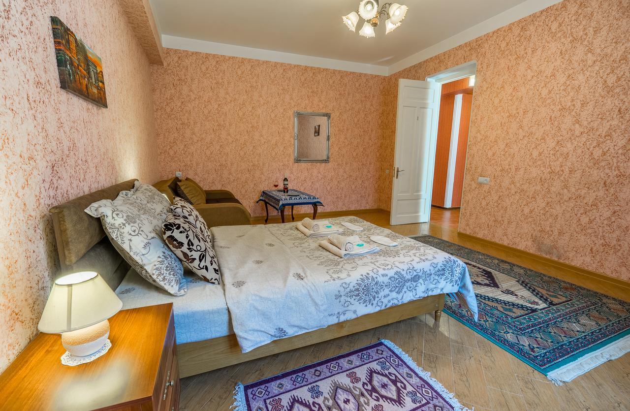 Alpha Tbilisi Hotel Екстериор снимка